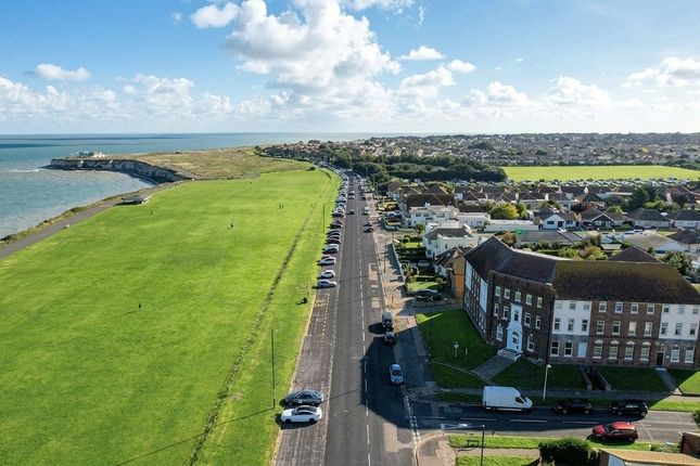 Goodwin Court,Flat F, Leicester Avenue, Margate photo 4