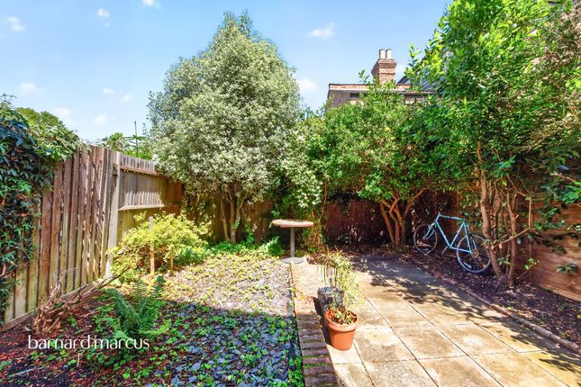 Ground Floor Flat, 45, Castle Road, London photo 4