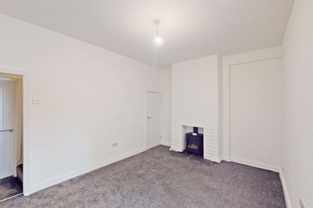 340 Chorley Road, Bolton photo 4