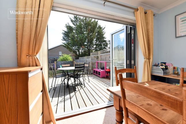 12A,, Inverness Road, Worcester Park photo 4