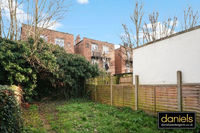 78a, Fortune Gate Road, London photo 2