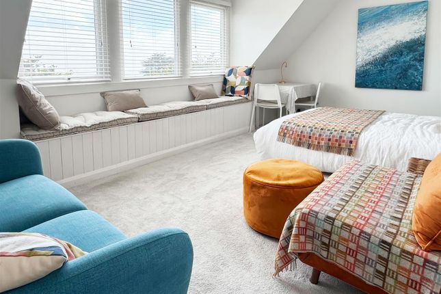 Top Flat, 5, South Terrace, Littlehampton photo 2