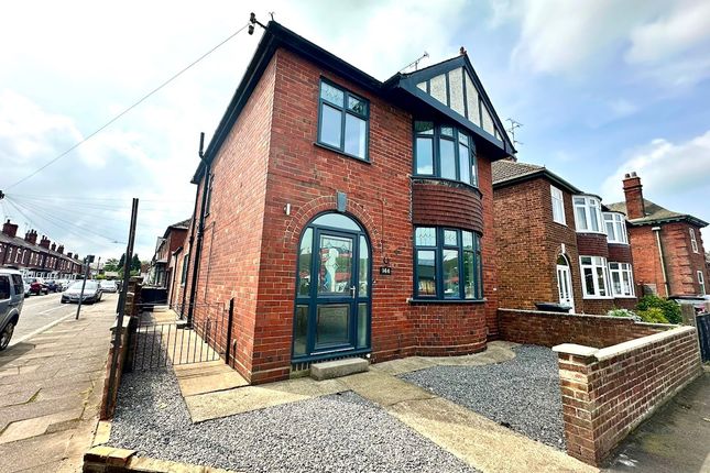 Thumbnail Detached house for sale in Carholme Road, Lincoln