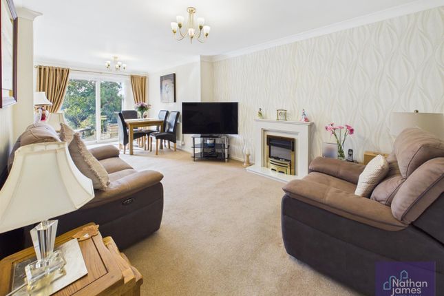 15, Osprey Drive, Caldicot photo 2