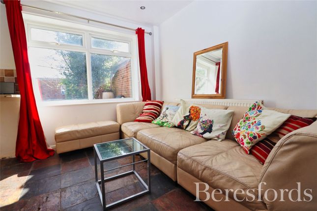 Terraced house for sale in Meadgate Avenue, Chelmsford