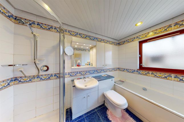 Rosemount Park Gardens Blairgowrie PH10 4 Bedroom Detached Bungalow 