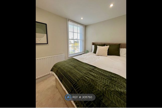 Flat, Montpelier Street, Brighton photo 4