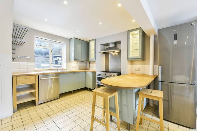 Property to rent in Cambria Road, Denmark Hill, London