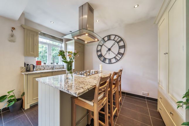 Semi-detached house for sale in Bromley Common, Bromley