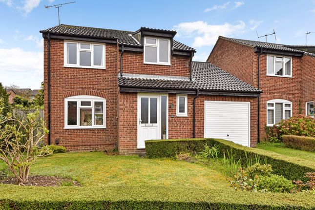 Detached house for sale in Valley Park Drive, Clanfield, Hampshire