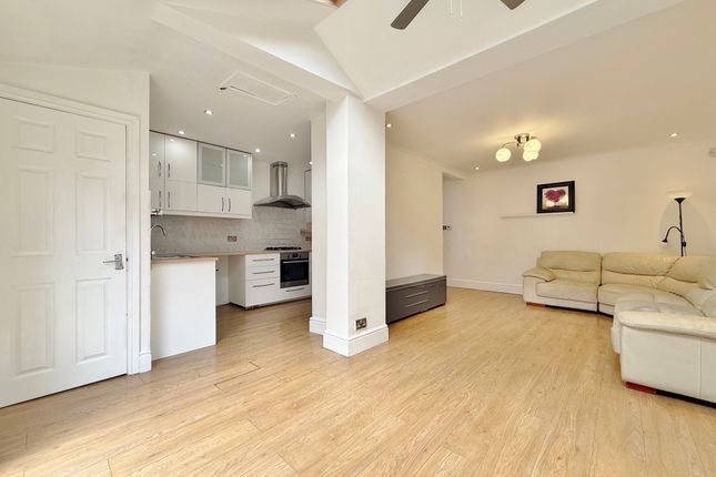 54, Rosebery Avenue, Portsmouth photo 2