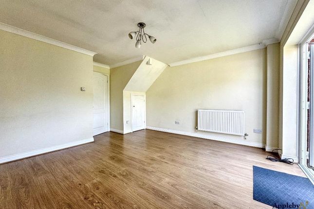 6, Wyvern Close, Devizes photo 4