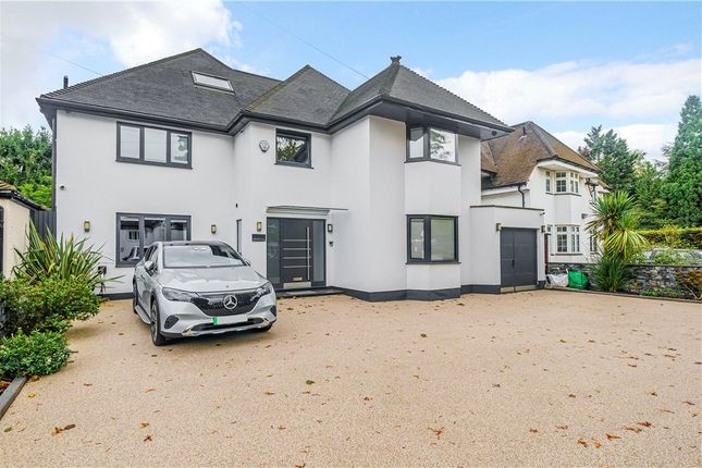 Thumbnail Detached house for sale in Beech Hill, Barnet, Hertfordshire