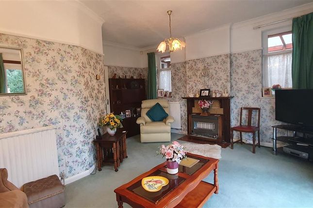 Bungalow for sale in Parkfield Crescent, Feltham