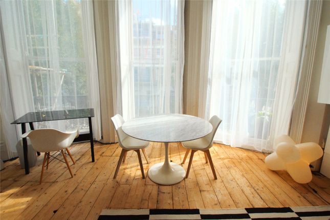 Flat 3, 64, Montpelier Road, East Sussex photo 3