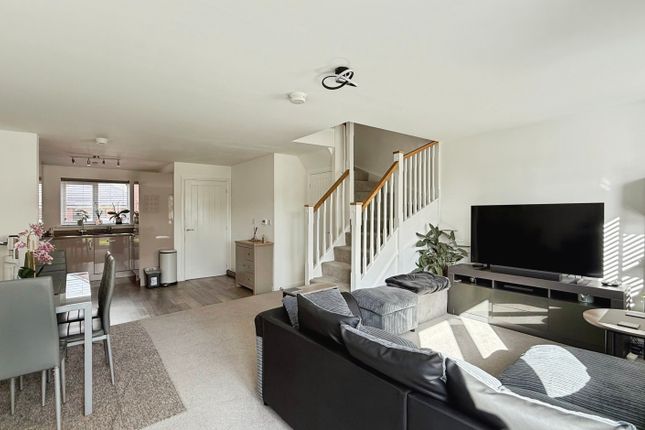 Callum Way, Westbury photo 3
