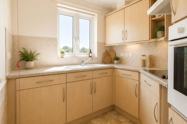 Flat 32, Lefroy Court Talbot Road, Cheltenham photo 3