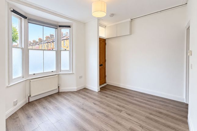 87 Tennyson Road, London photo 5