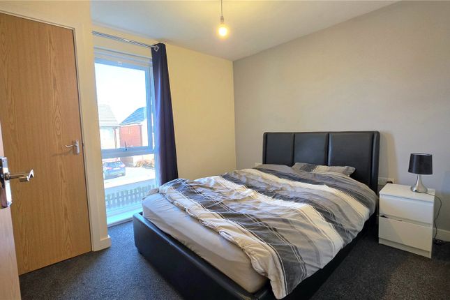 166, Monticello Way, Coventry photo 4