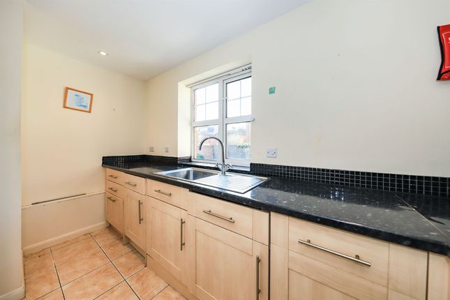 Apartment 11, Tettenhall Gate, Haden Hill, Wolverhampton photo 4