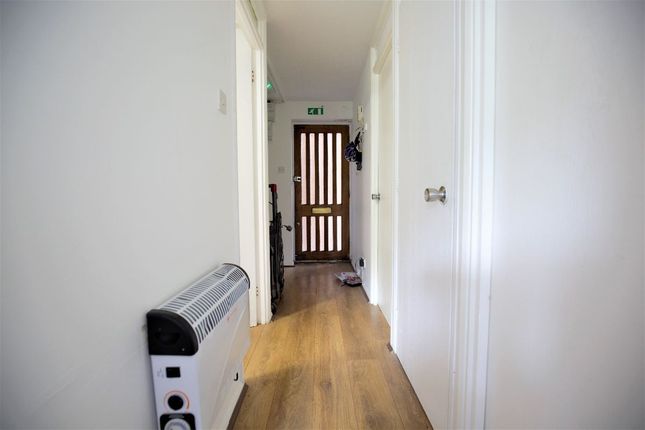 159 Portland Road, London photo 5