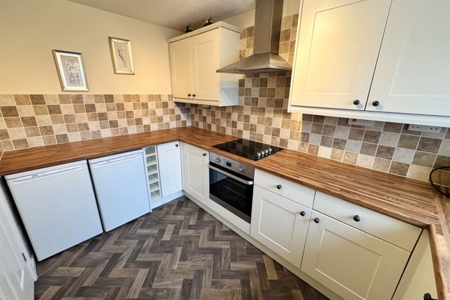 8, Hamilton Court, Durham photo 4