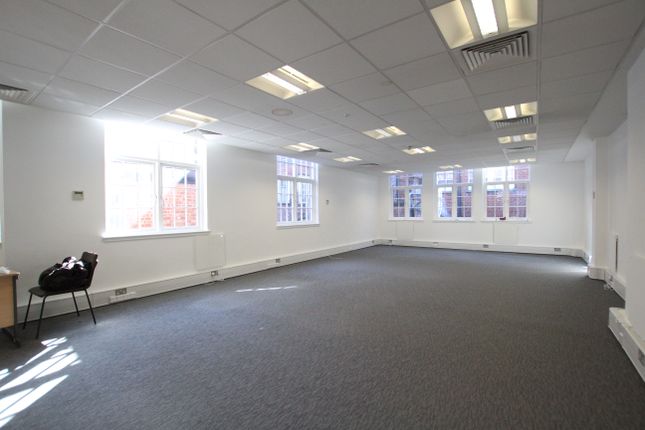 Office to let in Eastgate Court, High Street, Guildford