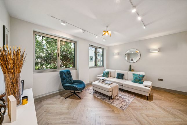 Flat 2, 10, Alderbrook Road, London photo 4