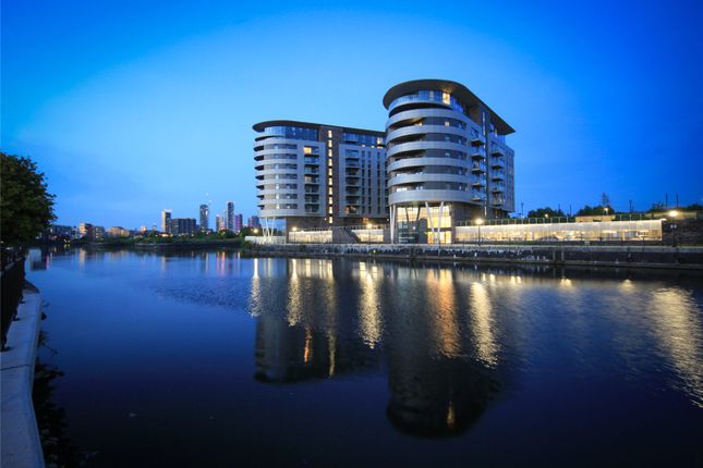 Flat to rent in Manchester Waters, 1 Pomona Strand, Old Trafford, Manchester