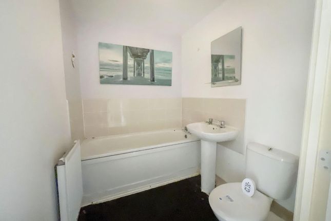 Flat for sale in Signals Drive, Coventry