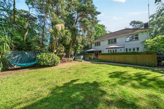 An Riocht,, Pine Avenue, Surrey photo 2