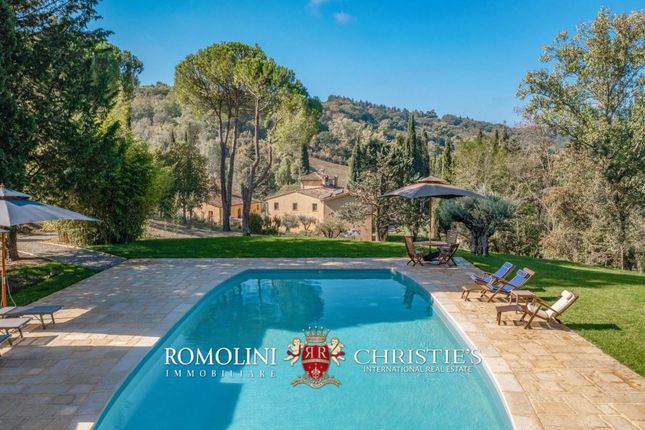 Country house for sale in Certaldo, Tuscany, Italy