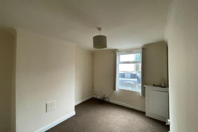 3, Thomas Street, Westhoughton, photo 2