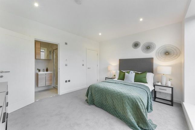 Flat for sale in 4 Wren House, Longley Road, Tooting