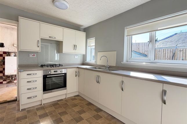 24, Monkcastle Drive, Glasgow photo 4
