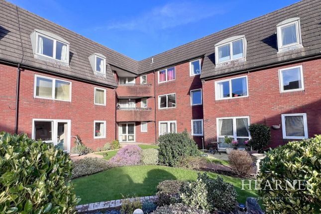 Thumbnail Flat for sale in Ringwood Road, Ferndown