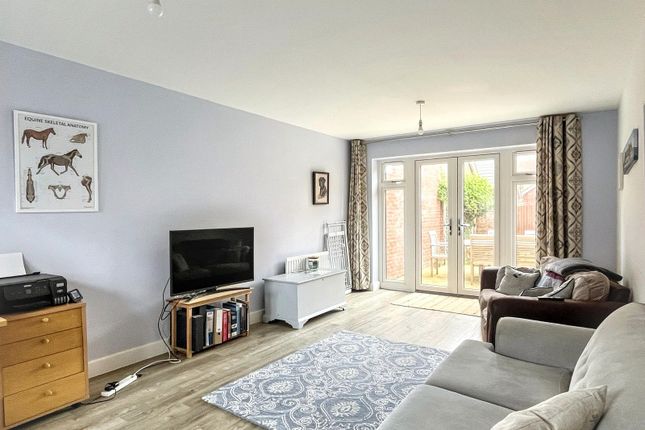 121, Muntjac  Road, Bristol photo 3