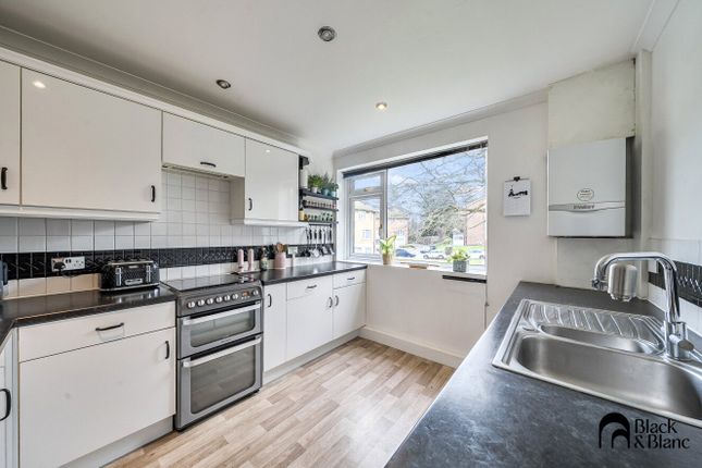 Flat 1, Reculver House,, Abbey Park, Beckenham photo 4