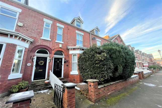 Thumbnail Terraced house to rent in Charter Road, Altrincham