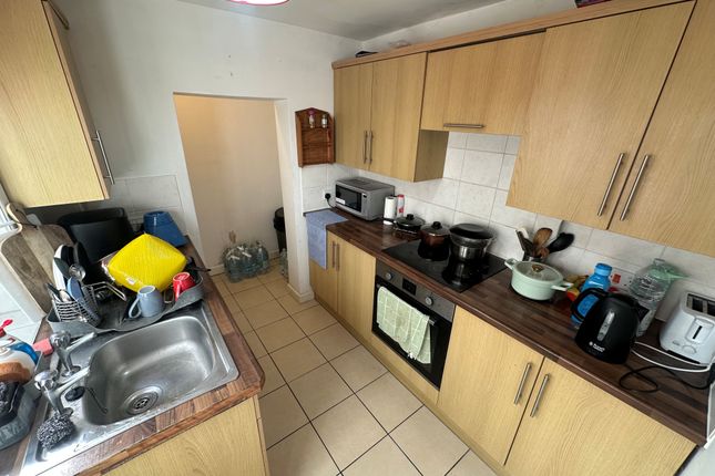 54, Cliff Hill, GREAT YARMOUTH photo 4