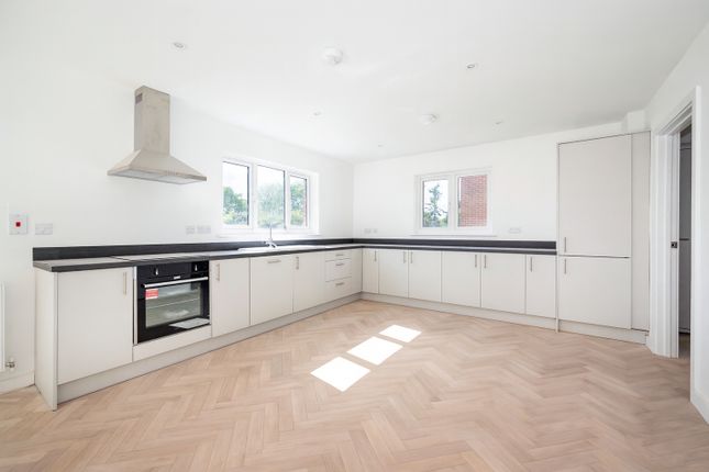 Plot 2, 4, Oak Fields, Bury St. Edmunds photo 4