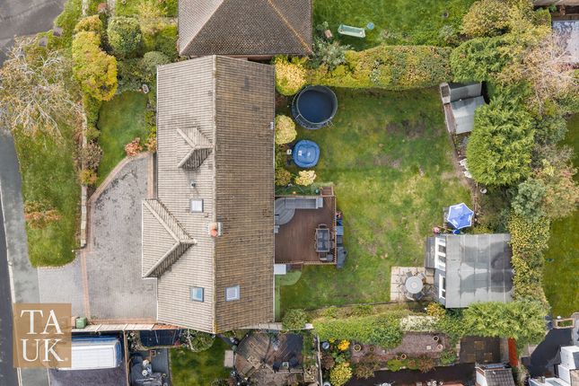 19, Inglegreen, Wirral photo 3