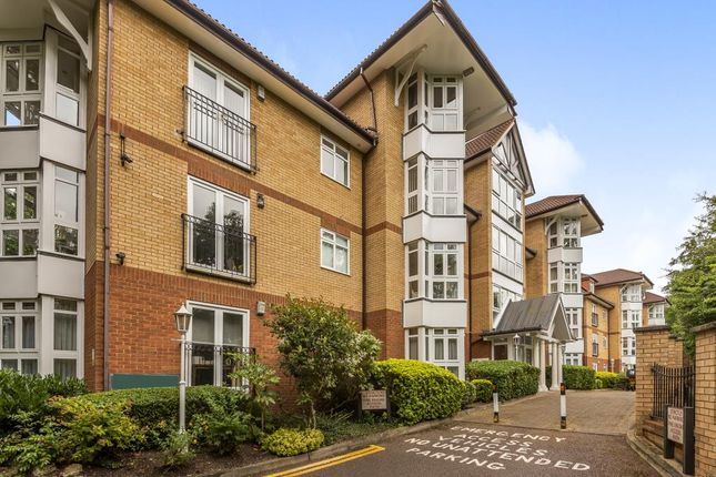 Thumbnail Flat to rent in Riverside Gardens, Finchley