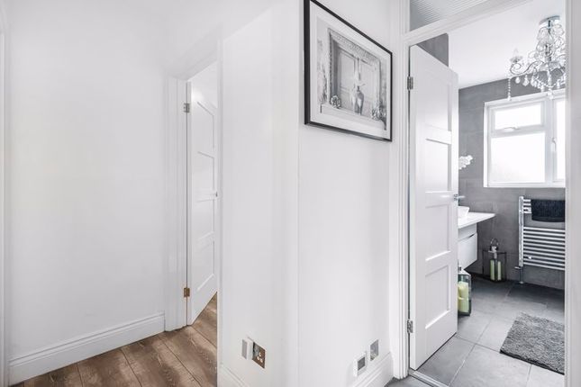 Flat for sale in Park House, Winchmore Hill Road, London