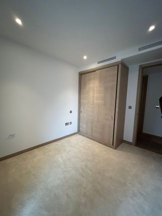 Apartment F161 Ambassador Building,, 5 New Union Square, London photo 5