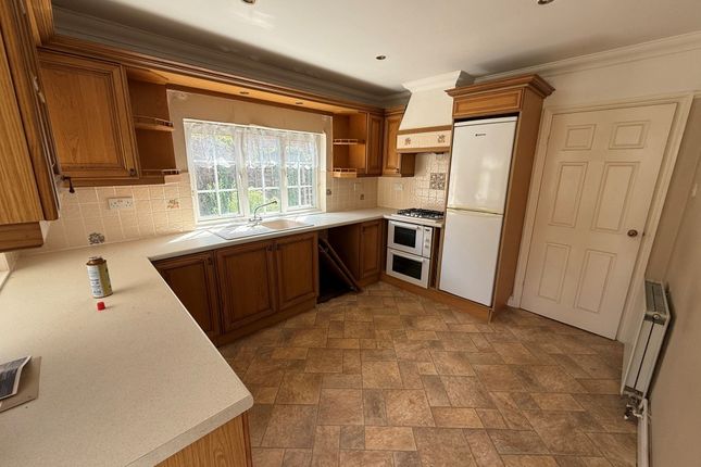 Sea Breezes, 145 Kent Avenue, Sheerness photo 3