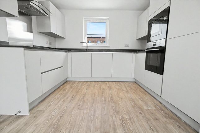 33, Penny Black Lane, Ebbsfleet Valley photo 5