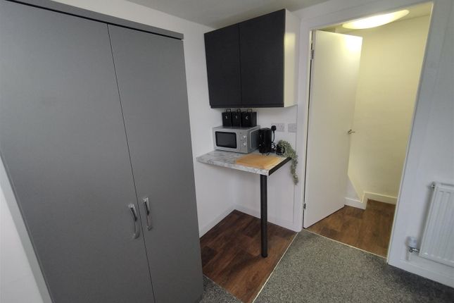 Room 7, 17, St. John Street, Mansfield photo 5
