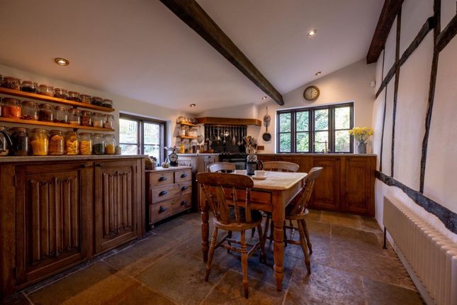 Martyrs Cottage, Church Road, East Bilney photo 4