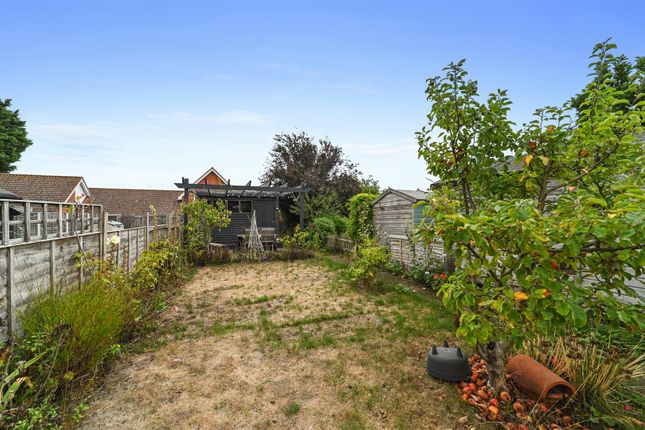 2, Ivy Villas, Brantham Hill, Brantham photo 3